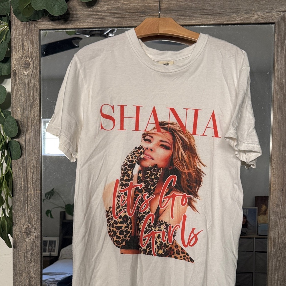 Comfort Colors White Graphic Tee